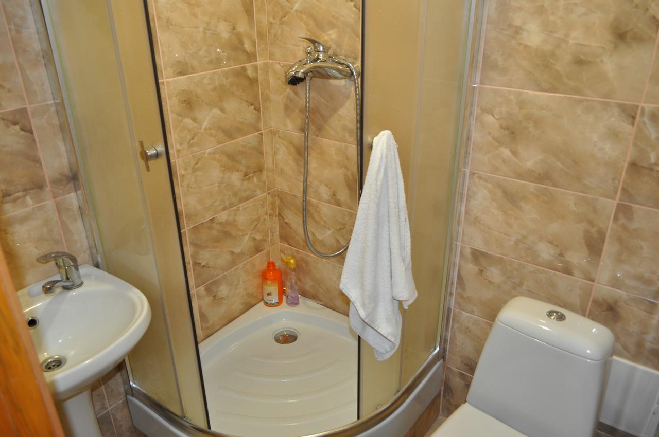 Hostel Bayit Кременчуг Экстерьер фото